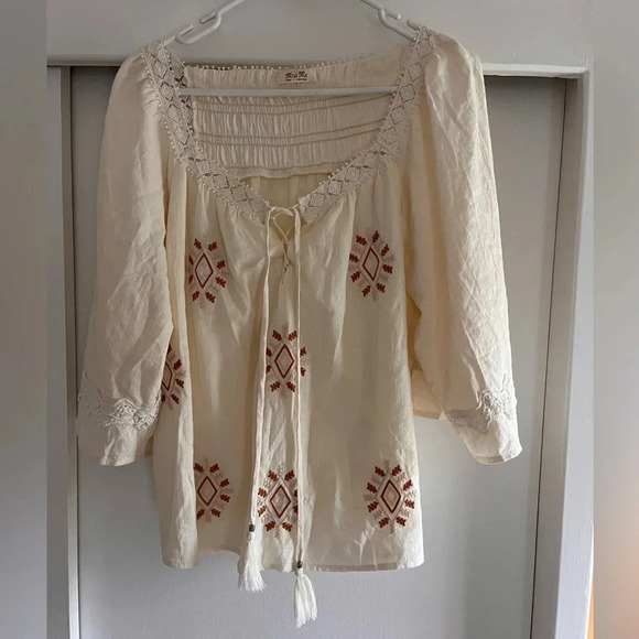 Miss Me Tops - Miss Me Shirt Blouse Women Size Small Ivory Embroidered Boho, Western, Peasant